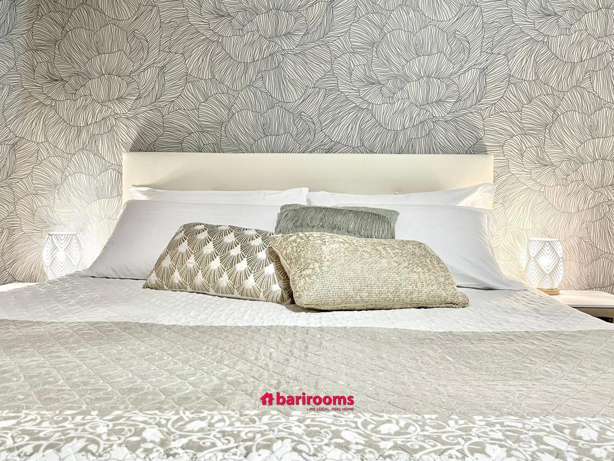 Barirooms Piccinni Luaran gambar