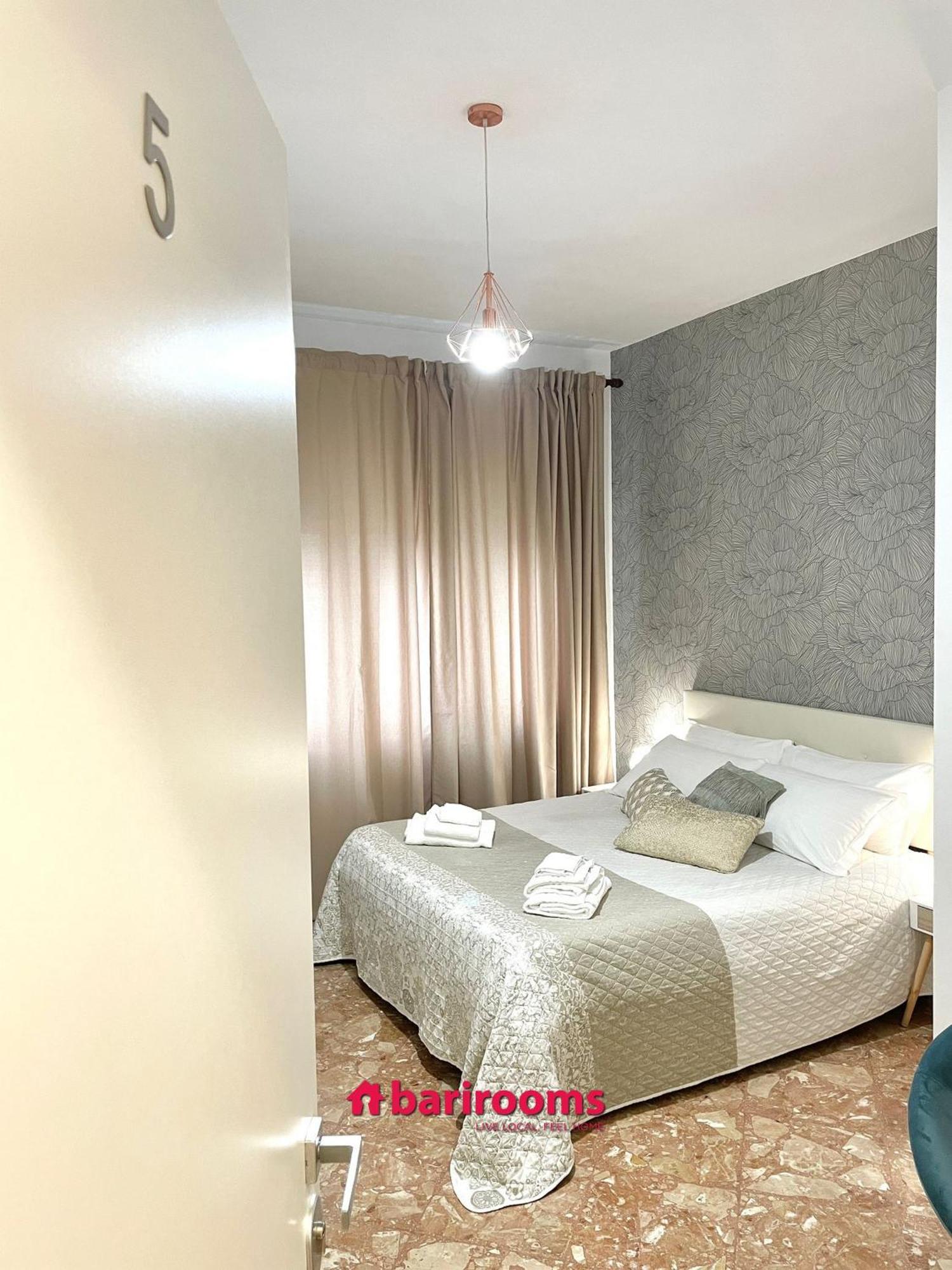 Barirooms Piccinni Luaran gambar