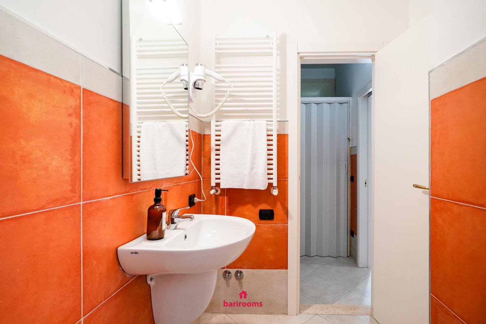 Barirooms Piccinni Luaran gambar